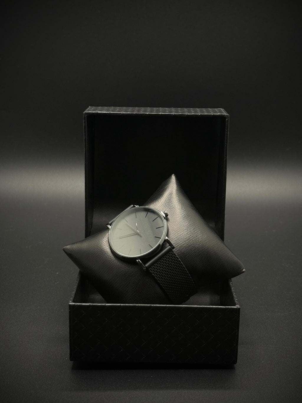 Uhr All black